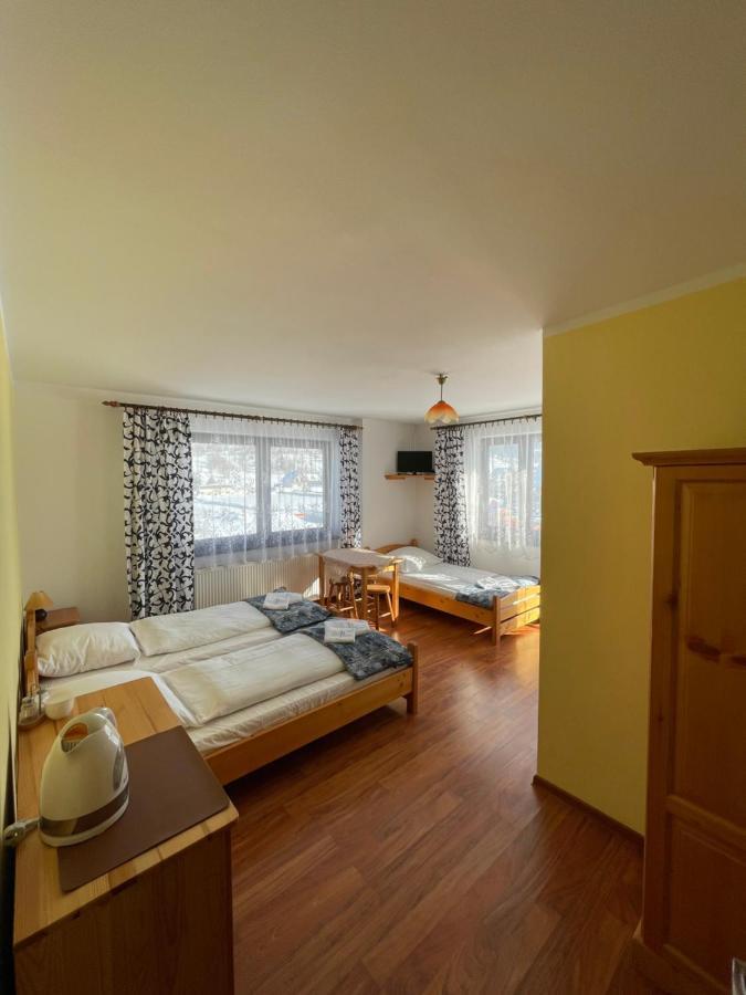 Pokoje Goscinne U Ady Jurgow Bagian luar foto